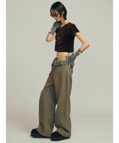 EMODA（エモダ）の「フォールドベルトルーズジーンズ（デニムパンツ・レディース・ブラウン/ブラック/ブルー・SMALL/MEDIUM）」の18枚目の写真