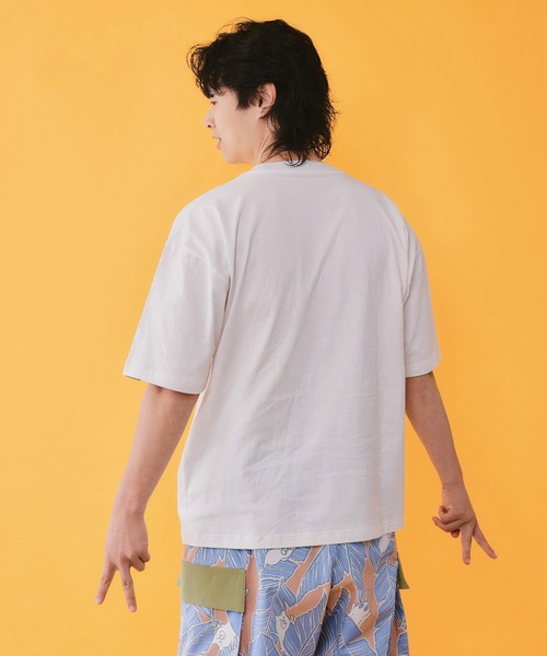 ScoLar Parity(スカラーパリティ)の「362117:UMA・UAP集合柄Tシャツ(Tシャツ/カットソー・レディース・ピンク/ブラック/イエロー/オフホワイト・M)」の18枚目の写真