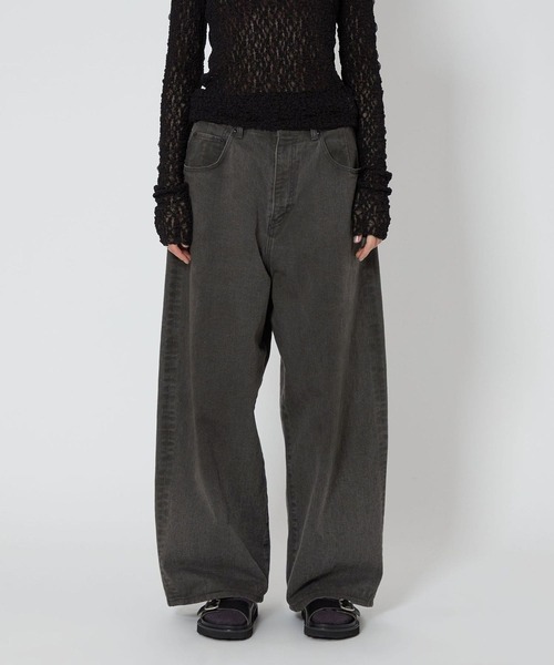 ASTRAET(アストラット)の「ASU COL/DNM BIGBALLOON(デニムパンツ・メンズ・ダークグレー・3/1)」の3枚目の写真