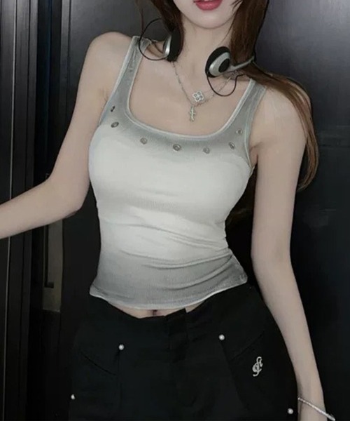 VIBGYOR(ヴィブジョー)の「カップ付き スプレー加工 ハトメ付きタンクトップ(CZ)(タンクトップ・レディース・ホワイト系その他/ブラック系・FREE)」の7枚目の写真