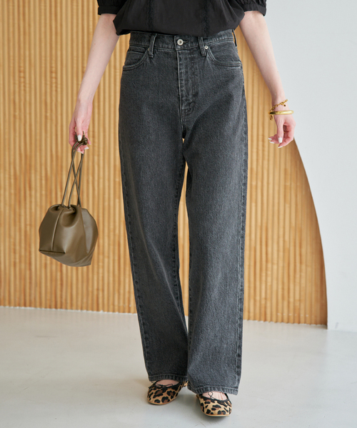 SLOBE IENA(スローブイエナ)の「《4サイズ展開/追加》LE DENIM ストレートデニムパンツ(デニムパンツ・レディース・ブラック/サックスブルー・36/38/40/34)」の5枚目の写真
