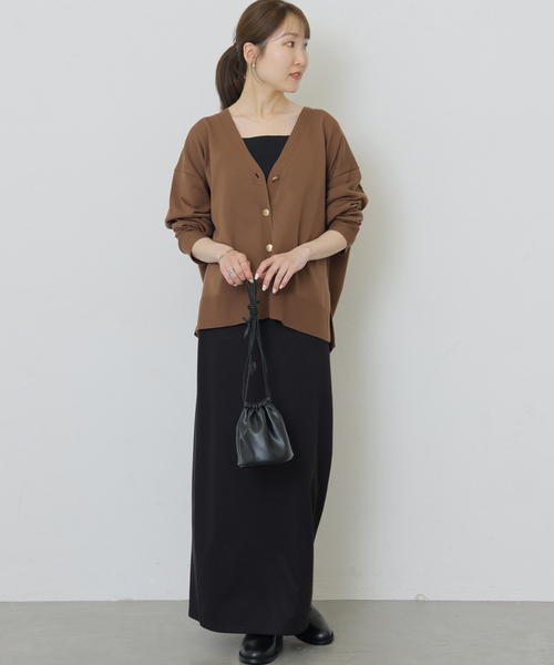 JOURNAL STANDARD relume（ジャーナルスタンダード　レリューム）の「［手洗い可］ウォッシャブルメタルボタンVネックカーディガン（カーディガン/ボレロ・レディース・ブラック/ブラウン・FREE）」の10枚目の写真