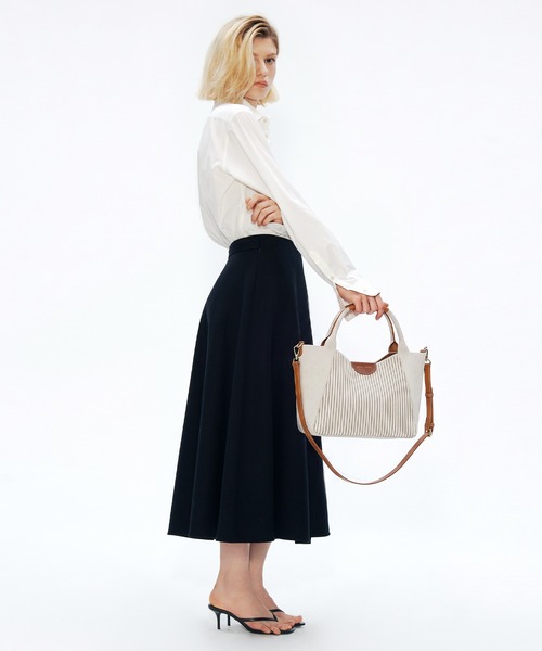 q bag paris(キューバッグパリ)の「tricote colonnette トリコット コロネット 2way トートバッグ ショルダーバッグ ニット(トートバッグ・レディース・ブラウン系その他/ブラック系その他/ベージュ系その他/アイボリー/テラコッタ/ブラック/ブラウン/ブラウン系その他2/ベージュ系その他2/ライトグレー/ブラック系その他2・FREE)」の9枚目の写真
