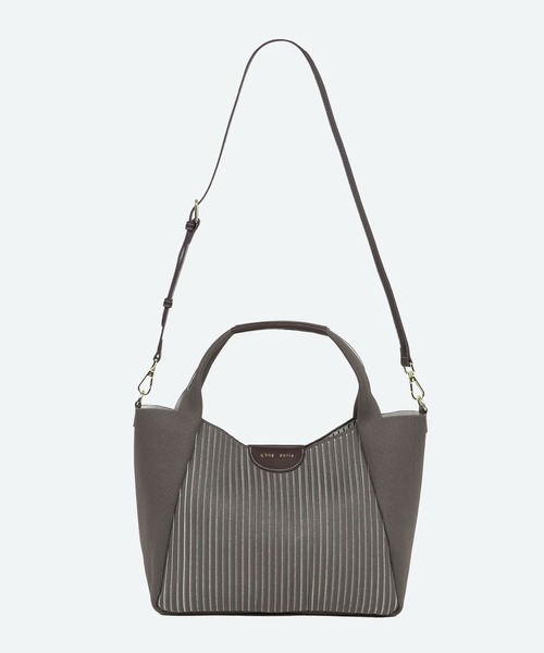 q bag paris(キューバッグパリ)の「tricote colonnette トリコット コロネット 2way トートバッグ ショルダーバッグ ニット(トートバッグ・レディース・ブラウン系その他/ブラック系その他/ベージュ系その他/アイボリー/テラコッタ/ブラック/ブラウン/ブラウン系その他2/ベージュ系その他2/ライトグレー/ブラック系その他2・FREE)」の12枚目の写真