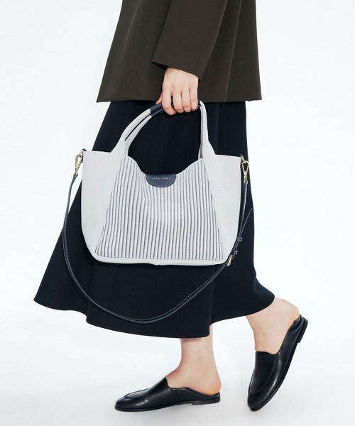 q bag paris(キューバッグパリ)の「tricote colonnette トリコット コロネット 2way トートバッグ ショルダーバッグ ニット(トートバッグ・レディース・ブラウン系その他/ブラック系その他/ベージュ系その他/アイボリー/テラコッタ/ブラック/ブラウン/ブラウン系その他2/ベージュ系その他2/ライトグレー/ブラック系その他2・FREE)」の19枚目の写真