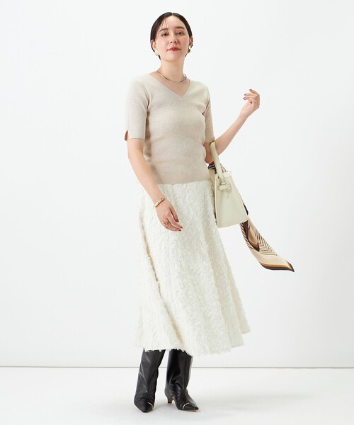 NOLLEY’S Sophi(ノーリーズソフィ)の「《手洗い可能》ラメリブ両前プルオーバー(ニット/セーター・レディース・ベージュ/ダークブラウン/グレー/ベビーピンク・38)」の7枚目の写真