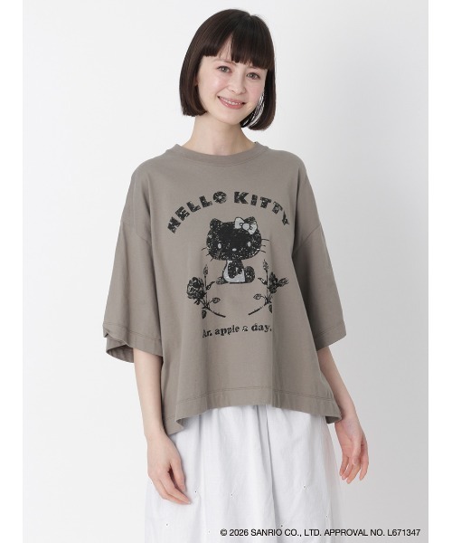 H.A.K(ハク)の「H.A.K×HELLO KITTY ハローキティとバラ かすれグリッタープリントTシャツ(Tシャツ/カットソー・レディース・ホワイト/グレー/ブラック・FREE)」の3枚目の写真