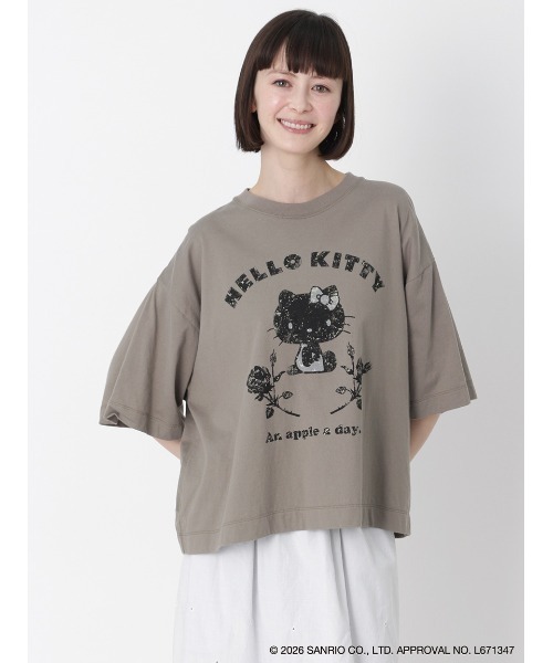 H.A.K(ハク)の「H.A.K×HELLO KITTY ハローキティとバラ かすれグリッタープリントTシャツ(Tシャツ/カットソー・レディース・ホワイト/グレー/ブラック・FREE)」の14枚目の写真