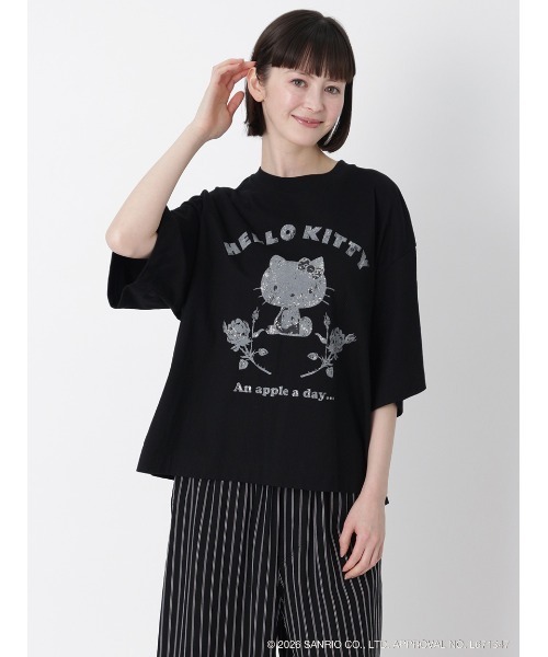 H.A.K(ハク)の「H.A.K×HELLO KITTY ハローキティとバラ かすれグリッタープリントTシャツ(Tシャツ/カットソー・レディース・ホワイト/グレー/ブラック・FREE)」の17枚目の写真