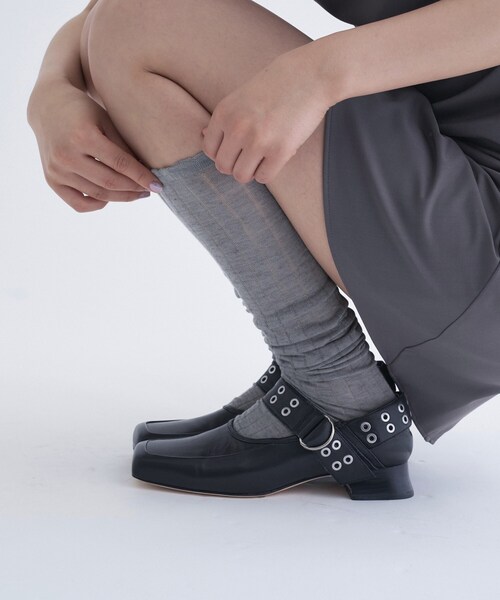 ALM.(アルム)の「ALM.|JEWELER LEATHER PUMPS(パンプス・レディース・ブラック・18/17/16)」の5枚目の写真