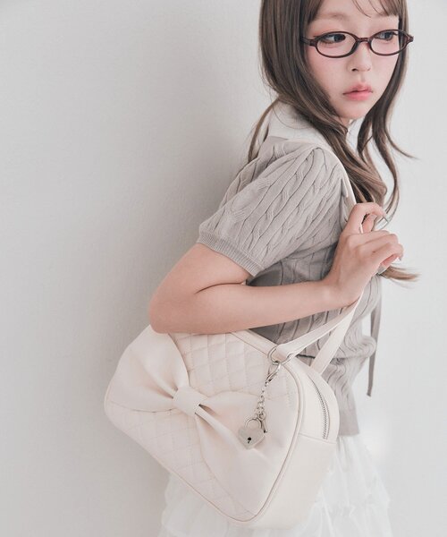 OLIVE des OLIVE(オリーブデオリーブ)の「キルティングリボンボストンバッグ(ボストンバッグ・レディース・アイボリー/ピンク/ブラック・FREE)」の16枚目の写真