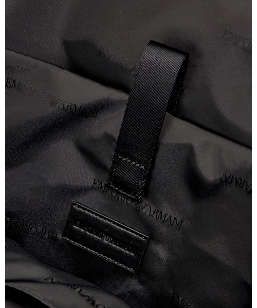 EMPORIO ARMANI(エンポリオアルマーニ)の「【エンポリオ アルマーニ】バックル付きフラップ マルチポケット バックパック(バックパック/リュック・メンズ・カーキ系/ブラック系・FREE)」の6枚目の写真