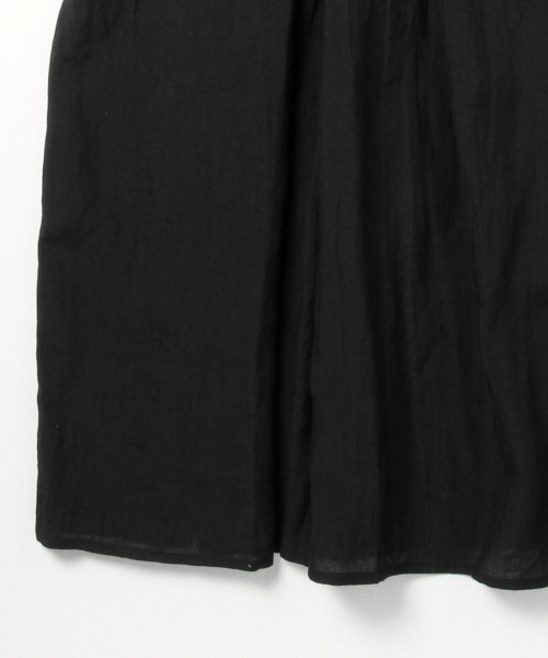 Ray BEAMS(レイビームス)の「●FACTOTUM femme×Ray BEAMS / 別注 リネンマキシ ワンピース(ワンピース・レディース・グレー/ブラック・ONE SIZE)」の5枚目の写真