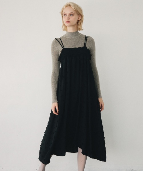Crisp(クリスプ)の「crinkle volume cami onepiece / クリンクルボリュームキャミワンピース(ワンピース・レディース・ブラック/アイボリー・FREE)」の3枚目の写真