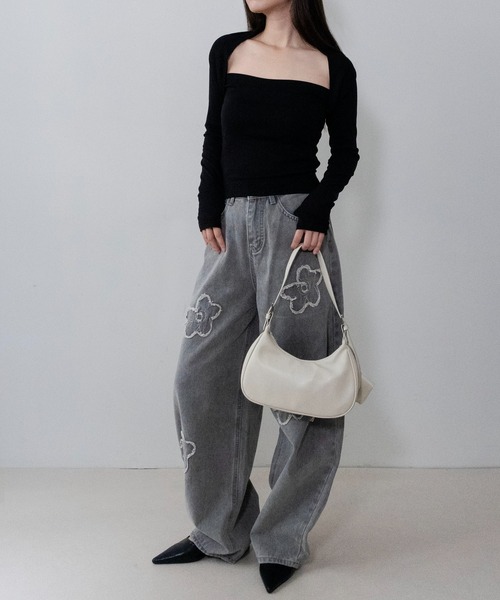 on:nue(オンニュ)の「【on:nue】ボレロレイヤード風フィンガーホールカットソー /26-27 AW COLLECTION(Tシャツ/カットソー・レディース・ブラウン/ブラック・FREE)」の6枚目の写真