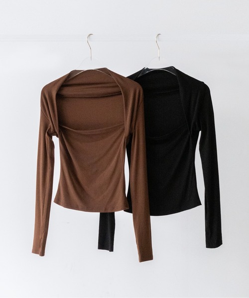 on:nue(オンニュ)の「【on:nue】ボレロレイヤード風フィンガーホールカットソー /26-27 AW COLLECTION(Tシャツ/カットソー・レディース・ブラウン/ブラック・FREE)」の12枚目の写真