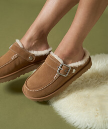 UGG（アグ）の「限定展開 UGG/アグ W GOLDENSTAR EVELINA CLOG/ウィメンズ　ゴールデンスター エヴェリーナ クロッグ[6~7サイズ展開]（ブーツ）」
