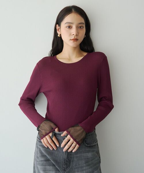 YECCA VECCA(イェッカヴェッカ)の「袖口シアーリブニット(ニット/セーター・レディース・ボルドー/その他7/ライトベージュ/ブラック・FREE)」の1枚目の写真