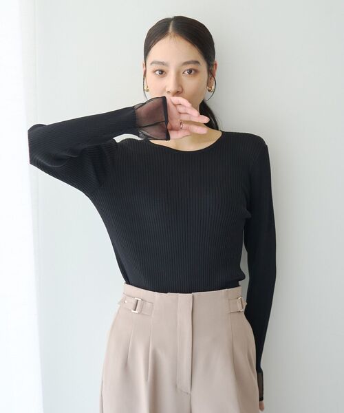 YECCA VECCA(イェッカヴェッカ)の「袖口シアーリブニット(ニット/セーター・レディース・ボルドー/その他7/ライトベージュ/ブラック・FREE)」の2枚目の写真