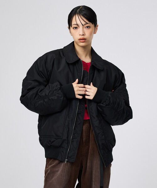 Alpha Industries(アルファインダストリーズ)の「【ALPHA / アルファ】CWU-45/P RELAXED FIT FLIGHT JACKET / オックスフォード リラックスフィット フライトジャケット / ユニセックス(ブルゾン・メンズ・ブラック・XL/L/M)」の11枚目の写真