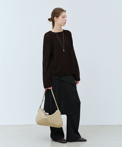 OVHEE(オヴェイ)の「ネサ ホーボーバッグ Nessa Hobo Bag(ショルダーバッグ・レディース・ブラック/サンドベージュ/オートミール・FREE)」の12枚目の写真