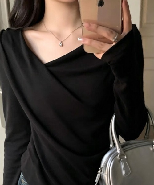 Beststore(ベストストア)の「ドレープネック デコルテ見せ 長袖トップス Tシャツ カットソー(Tシャツ/カットソー・レディース・グレー/ピンク/ブルー/アイボリー/ライトベージュ/ブラック・M/L)」の11枚目の写真