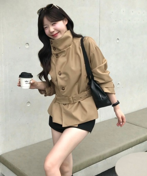 FAVORITO(ファヴォリート)の「スタンドカラーダブルブレストジャケット(その他アウター・レディース・ブラウン/モカ・F)」の8枚目の写真