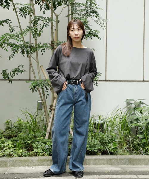 PUBLIC TOKYO(パブリックトウキョウ)の「【26年秋の新作】ルーズネックロンTEE(Tシャツ/カットソー・レディース・ダークグレー/ホワイト・FREE)」の21枚目の写真