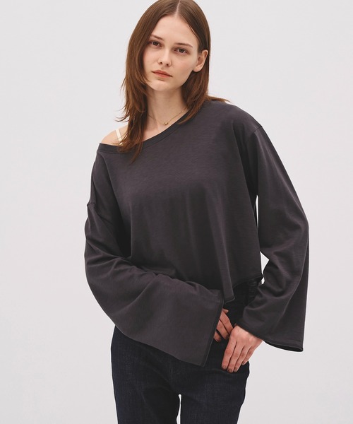PUBLIC TOKYO(パブリックトウキョウ)の「【26年秋の新作】ルーズネックロンTEE(Tシャツ/カットソー・レディース・ダークグレー/ホワイト・FREE)」の10枚目の写真