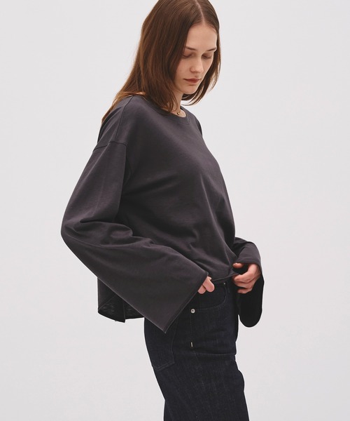 PUBLIC TOKYO(パブリックトウキョウ)の「【26年秋の新作】ルーズネックロンTEE(Tシャツ/カットソー・レディース・ダークグレー/ホワイト・FREE)」の16枚目の写真