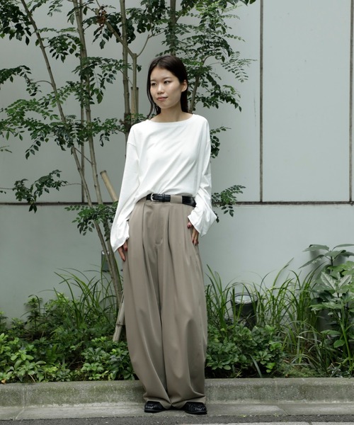 PUBLIC TOKYO(パブリックトウキョウ)の「【26年秋の新作】ルーズネックロンTEE(Tシャツ/カットソー・レディース・ダークグレー/ホワイト・FREE)」の9枚目の写真
