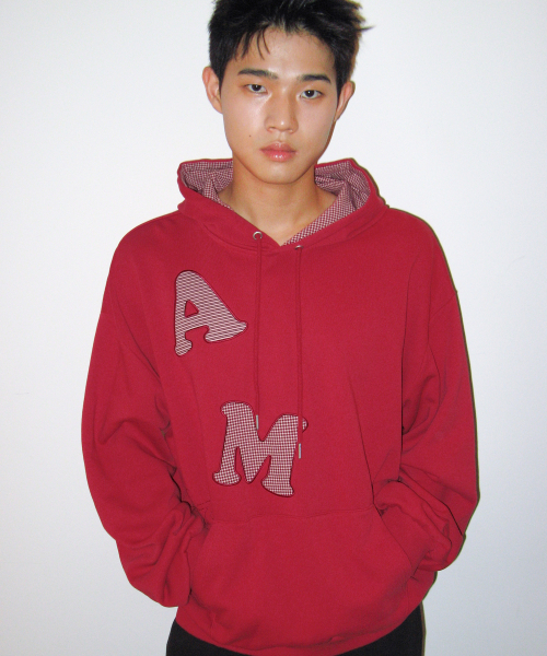 AMESWORLDWIDE(アメスワールドワイド)の「ビッグパッチアップリケフーディー レッド(パーカー・レディース・その他・SMALL/MEDIUM/LARGE)」の3枚目の写真