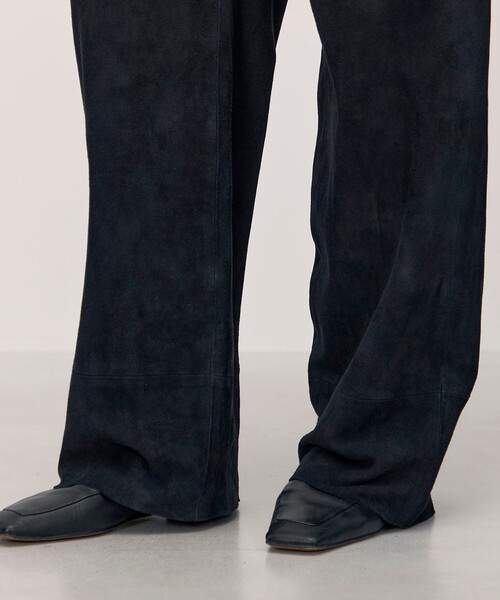BACCA(バッカ)の「ゴートスエード イージーストレートパンツ(その他パンツ・レディース・ネイビー/ボルドー・36/34)」の11枚目の写真