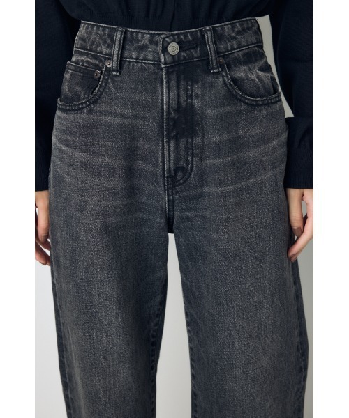 AZUL by moussy（アズールバイマウジー）の「【超スタイルアップデニムがアップデート！】AZUL DENIM ストレートデニム　春服　夏服　秋服　冬服　体系カバー【身長/骨格別着用画像あり】（デニムパンツ・レディース・ライトブルー/ライトブラック・X-SMALL/MEDIUM/LARGE/SMALL）」の6枚目の写真