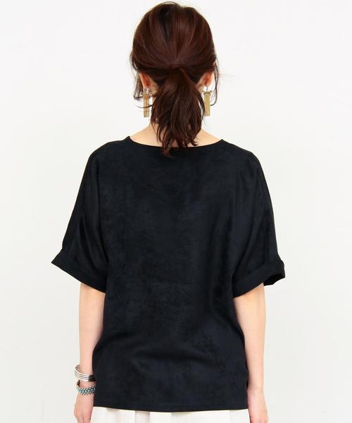 BEAUTY&YOUTH UNITED ARROWS(ビューティーアンドユースユナイテッドアローズ)の「BY∴ スエードタッチロールアップVネックカットソー◆(Tシャツ/カットソー・レディース・ナチュラル/ネイビー/ライトピンク・FREE)」の5枚目の写真