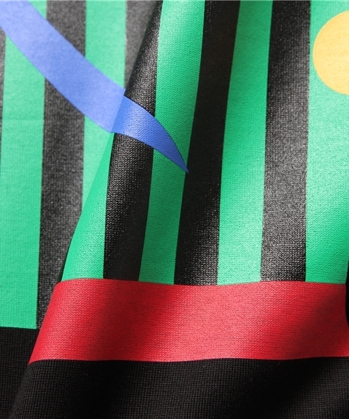 HEAD PORTER（ヘッドポーター）の「CROSSING TEE（Tシャツ/カットソー・メンズ・ブラック/ホワイト・SMALL/LARGE/MEDIUM/X-LARGE）」の10枚目の写真