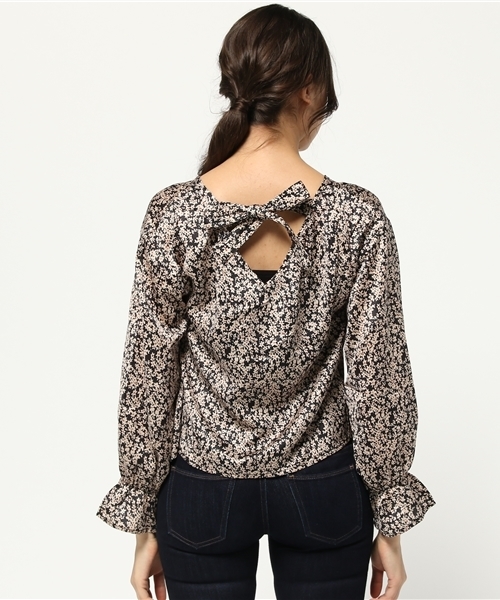 mystic（ミスティック）の「小花柄2WAYブラウス（シャツ/ブラウス