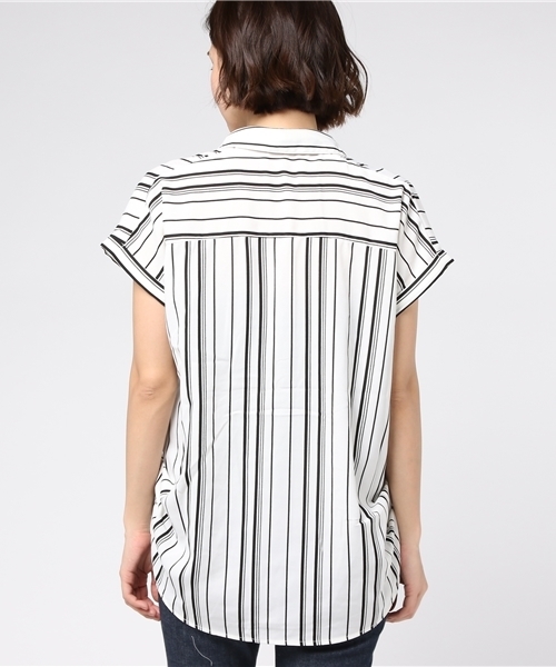 VENCEEXCHANGE（ヴァンスエクスチェンジ）の「ZIPフレンチスリーブストライプシャツ  （シャツ/ブラウス・レディース・オフホワイト・MEDIUM）」の4枚目の写真