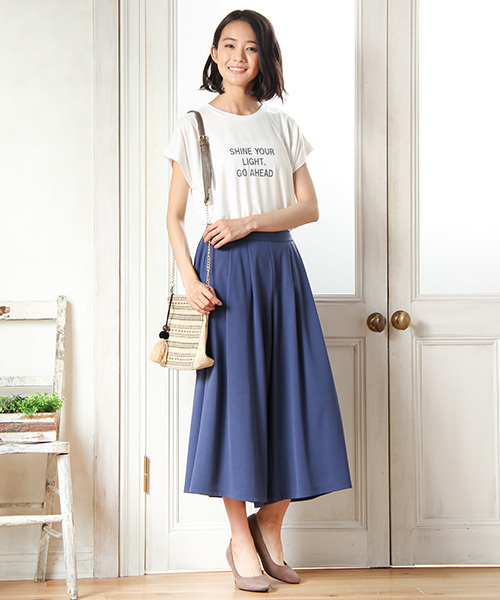 Honeys(ハニーズ)の「ポンチ素材を使ったカットガウチョパンツ(その他パンツ・レディース・ブラック/ダークネイビー/ボルドー/ブルー/ピンク/杢グレー・L/M/LL/S)」の18枚目の写真