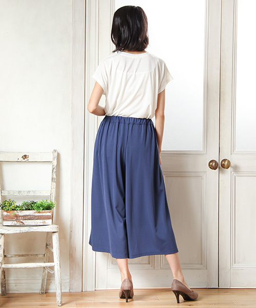 Honeys(ハニーズ)の「ポンチ素材を使ったカットガウチョパンツ(その他パンツ・レディース・ブラック/ダークネイビー/ボルドー/ブルー/ピンク/杢グレー・L/M/LL/S)」の15枚目の写真