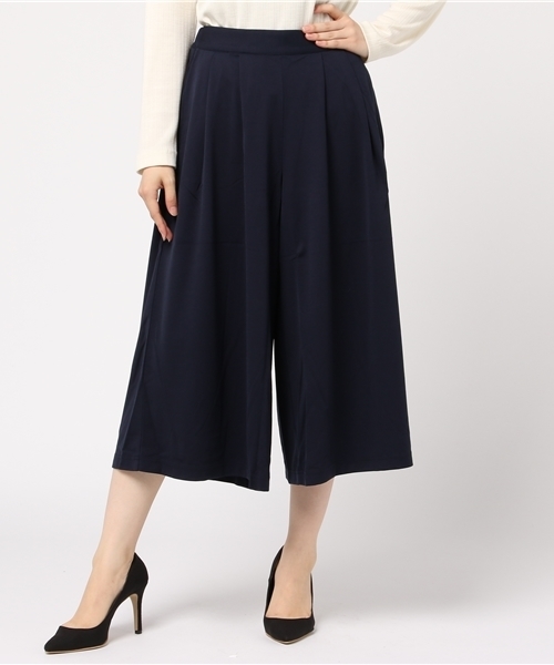 Honeys(ハニーズ)の「ポンチ素材を使ったカットガウチョパンツ(その他パンツ・レディース・ブラック/ダークネイビー/ボルドー/ブルー/ピンク/杢グレー・L/M/LL/S)」の4枚目の写真