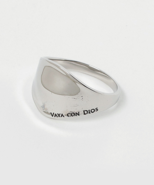 Vaya Con Dios（ヴァヤコンディオス）の「【VayaConDios/ ヴァヤコンディオス】ステンレス製ソフトアーマーリング（リング・メンズ・ブラック/シルバー/アンティークシルバー/シルバー系その他・#17/#19/#21）」の7枚目の写真