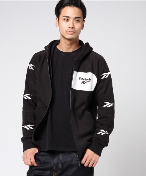 Reebok（リーボック）の「【2017秋冬】フーディー [LF HOODIE]（パーカー・メンズ・ブラック/ホワイト・XX-LARGE/X-LARGE/LARGE/MEDIUM/X-SMALL/XXX-LARGE/SMALL）」の7枚目の写真
