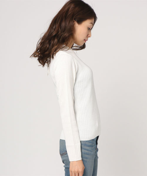 earth music&ecology（アースミュージックアンドエコロジー）の「・バックリボンリブニットプルオーバー（ニット/セーター・レディース・ブラック/アイボリー/ボルドー/キャメル・S/M）」の11枚目の写真