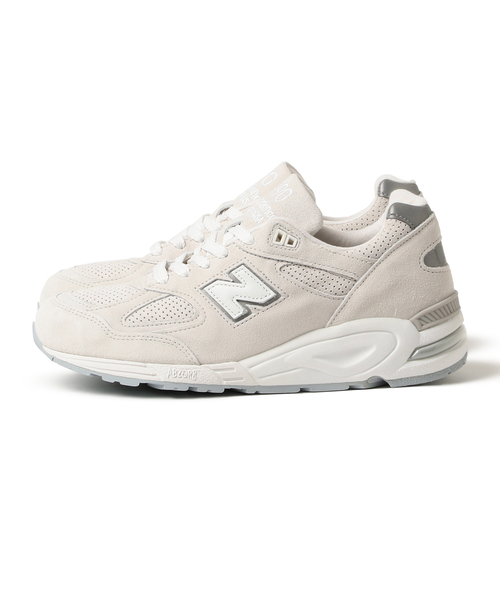 NEW BALANCE（ニューバランス）の「New Balance / M990（スニーカー・メンズ・ホワイト・10inch/8.5inch/9inch/8inch/9.5inch）」の2枚目の写真