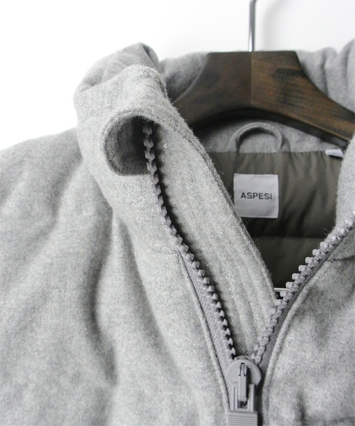 BEAMS F(ビームスエフ)の「ASPESI / 別注“AGILE”ウール(ダウンベスト・メンズ・ライトグレー/ダークブラウン/ネイビー・X-SMALL/SMALL/MEDIUM/LARGE)」の15枚目の写真