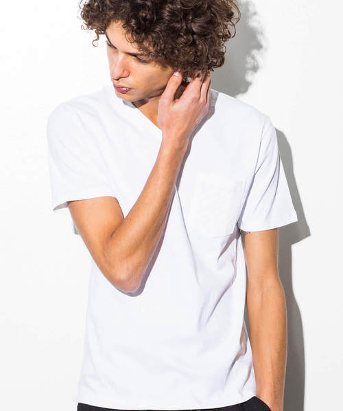 NUMBER (N)INE DENIM(ナンバーナインデニム)の「NUMBER (N)INE DENIM(ナンバーナインデニム)ロゴパターンプリントポケットTシャツ(Tシャツ/カットソー・メンズ・グレー/ブラック/レッド/ホワイト・MEDIUM/LARGE/X-LARGE/SMALL)」の1枚目の写真
