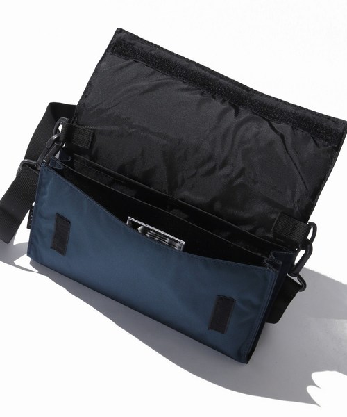 MAKAVELIC（マキャベリック）の「MAKAVELIC / マキャベリック : 2WAY SACOCHE#（ボディバッグ/ウエストポーチ・メンズ・ブラック/ネイビー・FREE）」の7枚目の写真