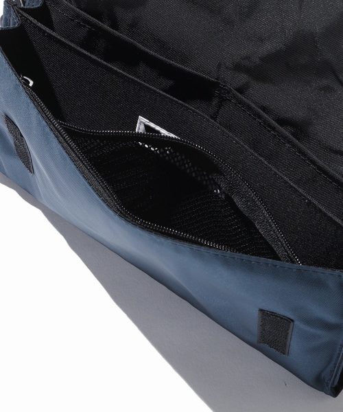 MAKAVELIC（マキャベリック）の「MAKAVELIC / マキャベリック : 2WAY SACOCHE#（ボディバッグ/ウエストポーチ・メンズ・ブラック/ネイビー・FREE）」の10枚目の写真