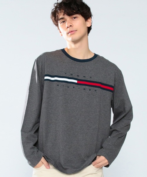 TOMMY HILFIGER（トミーヒルフィガー）の「【オンライン限定】トミーヒルフィガーロゴロングスリーブTシャツ / TINO TEE（Tシャツ/カットソー・メンズ・ネイビー/グレー/ブラック/ホワイト/ホワイト系その他/ブルー系その他/ブラック系その他/グレー系その他/ブラック系その他2/ホワイト系その他2/ブルー系その他2/グレー系その他2/グレー系その他3・LARGE/MEDIUM/SMALL/X-LARGE/XX-LARGE/X-SMALL）」の10枚目の写真